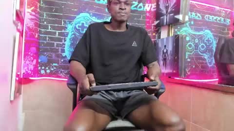 terranze_z online show from 05/04/26, 12:01