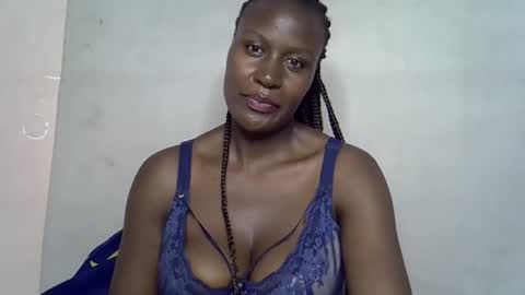 terriam online show from 12/02/25, 03:12