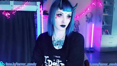 Snapshot of terror_candy chatting on 02/25/26, 11:25 CRY BABY online show from 02/25/26, 11:25