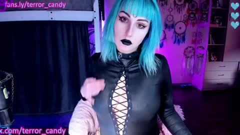Snapshot of terror_candy chatting on 04/26/26, 11:13 CRY BABY online show from 04/26/26, 11:13