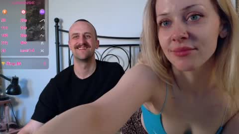 Snapshot of terry_and_elanor chatting on 05/09/26, 11:10 terry and elanor online show from 05/09/26, 11:10