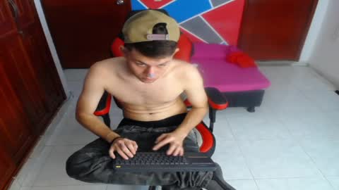 Snapshot of terryy_hot chatting on 04/22/26, 07:22 terryy_hot online show from 04/22/26, 07:22