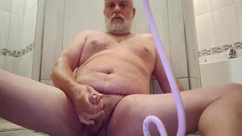 Snapshot of tess_232 chatting on 03/07/25, 04:02 tess_232 online show from 03/07/25, 04:02