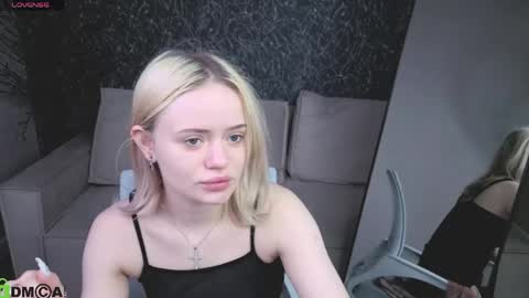 Tessa online show from 04/26/26, 03:59