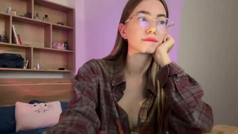 Snapshot of tessa_calmness chatting on 04/22/26, 02:36 tessa_calmness online show from 04/22/26, 02:36