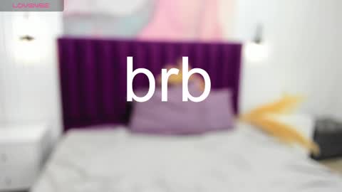 Tessa 3 online show from 02/08/25, 11:33