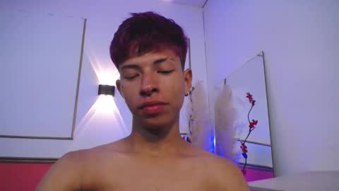 tessachains online show from 10/23/25, 02:33