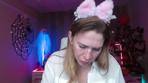 tessadaybreak online show from 10/29/25, 08:16