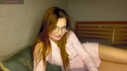 Snapshot of tessalust_ chatting on 05/03/26, 06:25 Tessa online show from 05/03/26, 06:25