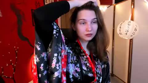 Snapshot of tessamill chatting on 09/14/25, 05:28 Tessa online show from 09/14/25, 05:28