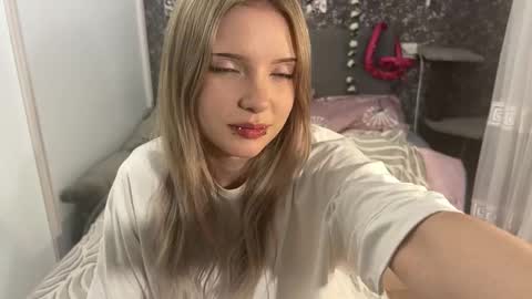 tessiebe online show from 03/12/26, 03:29