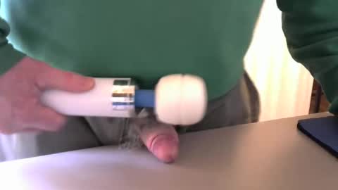 Test the Chat online show from 11/09/25, 07:01