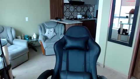 teven online show from 09/10/25, 06:52