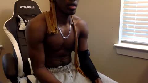 Snapshot of tevvdaren chatting on 10/02/25, 02:46 tevvdaren online show from 10/02/25, 02:46