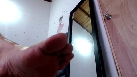 Snapshot of tezza_smith chatting on 02/21/25, 04:37 tezza smith online show from 02/21/25, 04:37