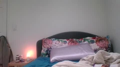 Tessa online show from 02/01/26, 01:37