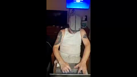 Snapshot of tgrizzthestarseed chatting on 02/23/26, 06:33 tgrizzthestarseed online show from 02/23/26, 06:33