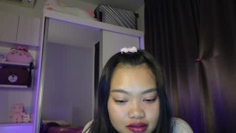 Snapshot of thailand4you chatting on 01/08/25, 04:22 AbbieThai online show from 01/08/25, 04:22