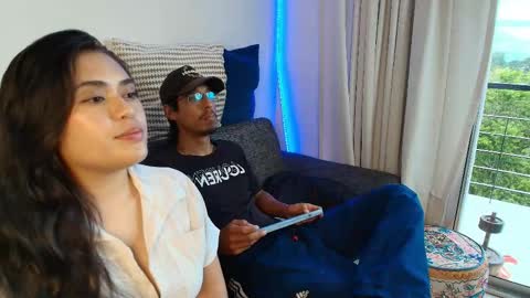 Snapshot of thaisadara24 chatting on 04/15/26, 10:32 T H A I S online show from 04/15/26, 10:32