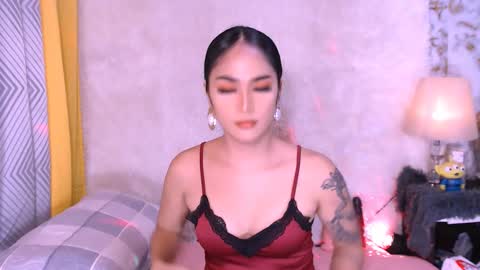 Snapshot of thalia_venture chatting on 01/23/25, 02:07 Thalia online show from 01/23/25, 02:07