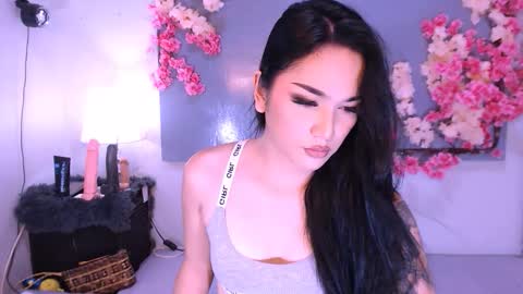 Snapshot of thalia_venture chatting on 09/30/25, 01:38 Thalia online show from 09/30/25, 01:38