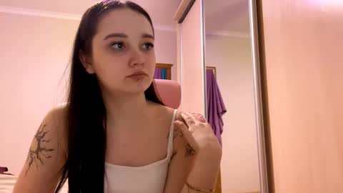 Yumi online show from 03/04/26, 02:23