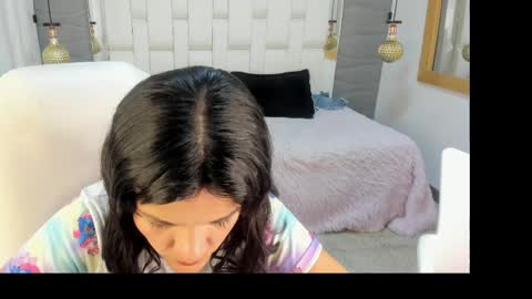 Snapshot of thalialopez chatting on 03/27/26, 07:14 Thalia online show from 03/27/26, 07:14