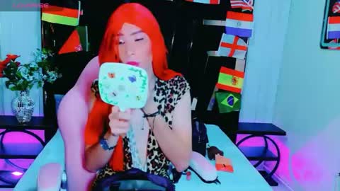 Snapshot of thamara_roberts chatting on 06/25/26, 01:04 thamara_roberts online show from 06/25/26, 01:04