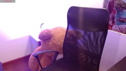   online show from 02/18/25, 03:43