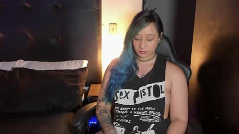 Snapshot of thamyjade chatting on 04/07/26, 03:18 Thamy online show from 04/07/26, 03:18