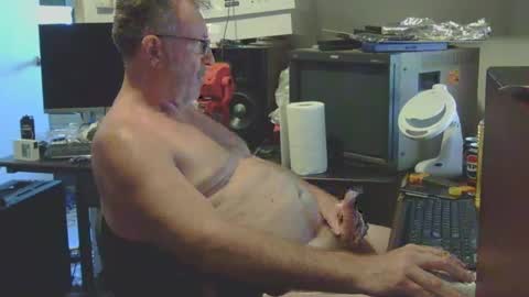 Snapshot of thang5545 chatting on 02/07/25, 03:23 thang5545 online show from 02/07/25, 03:23