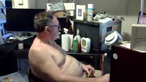 Snapshot of thang5545 chatting on 10/11/25, 05:28 thang5545 online show from 10/11/25, 05:28