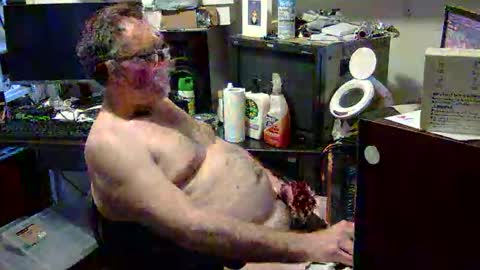 Snapshot of thang5545 chatting on 10/24/25, 06:10 thang5545 online show from 10/24/25, 06:10