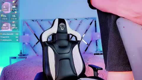 Snapshot of thanier_18 chatting on 03/11/26, 08:26 thanier_18 online show from 03/11/26, 08:26