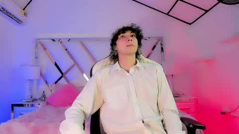 thanier_18 online show from 05/01/26, 07:07