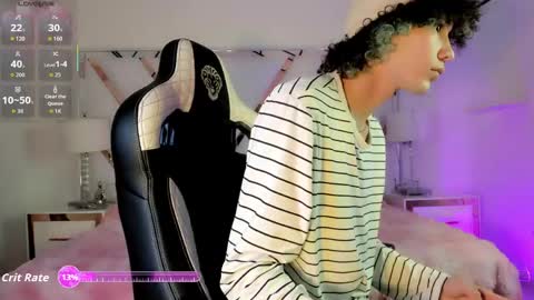 thanier_18 online show from 05/07/26, 07:41