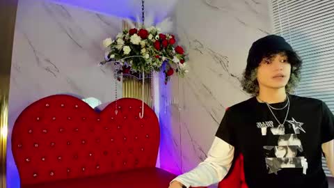 thanier_18 online show from 06/24/26, 07:13