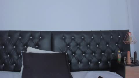 thara webstter online show from 02/04/25, 02:43