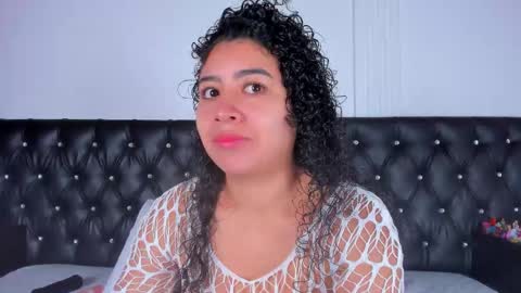 thara webstter online show from 09/20/25, 11:44