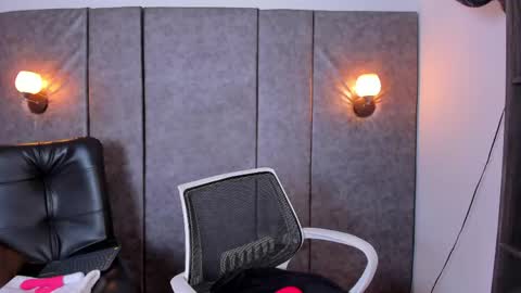 thara webstter online show from 04/25/26, 12:08