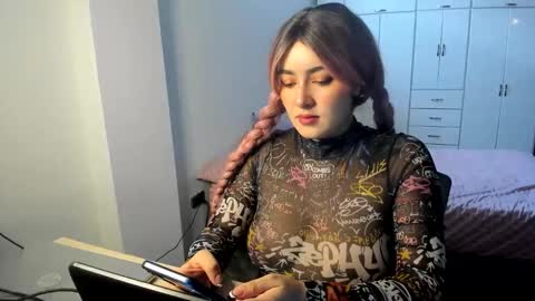   online show from 03/03/25, 02:26