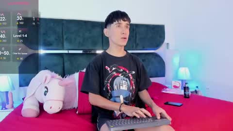 Thayler  online show from 01/21/25, 11:24