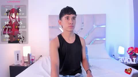 Thayler  online show from 09/26/25, 11:14