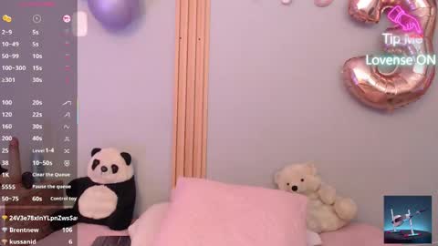 THAYSSA ROSS online show from 04/29/26, 06:36