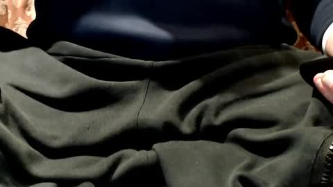 Snapshot of the1pocketrocket chatting on 12/30/24, 10:23 the1pocketrocket online show from 12/30/24, 10:23