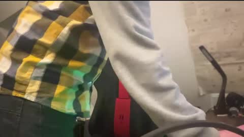 Snapshot of the420duderino chatting on 03/15/26, 09:43 the420duderino online show from 03/15/26, 09:43