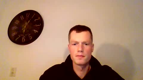 Snapshot of the___rocky200 chatting on 01/17/26, 05:05 Dennis online show from 01/17/26, 05:05