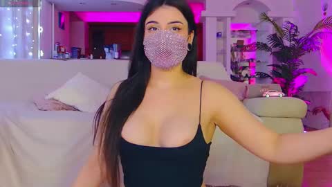 Snapshot of the__sabenna chatting on 02/05/26, 05:39 Madina online show from 02/05/26, 05:39