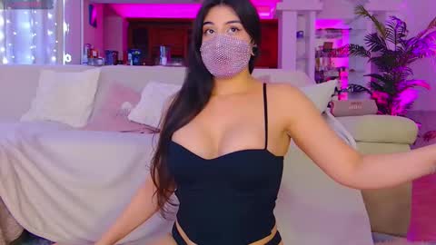 Snapshot of the__sabenna chatting on 02/06/26, 05:38 Madina online show from 02/06/26, 05:38