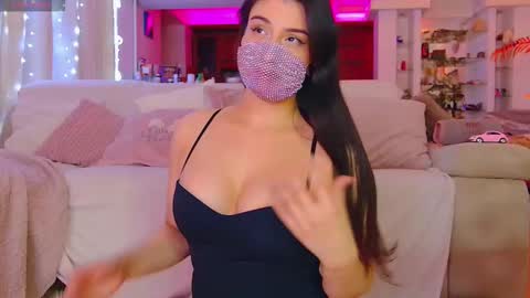 Snapshot of the__sabenna chatting on 03/03/26, 05:41 Madina online show from 03/03/26, 05:41